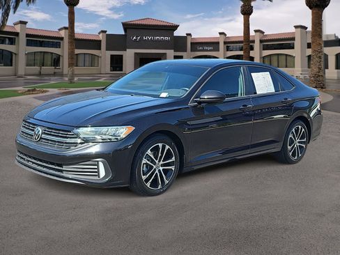 Used 2022 Volkswagen Jetta Sport FWD image 4