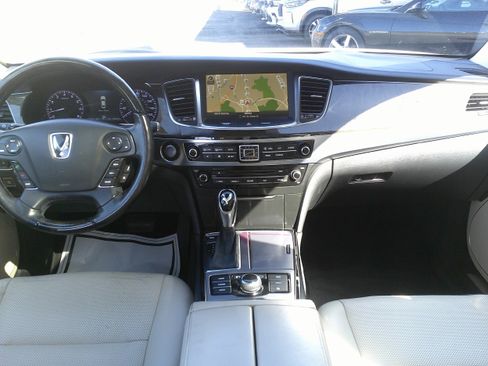 Used 2014 Hyundai Equus Signature RWD image 22