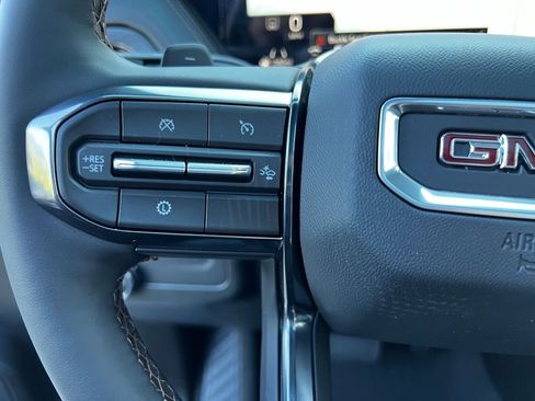 New 2026 GMC Yukon AT4 w/ AT4 Premium Package AWD/4WD image 20