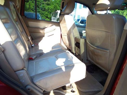 Used 2010 Ford Explorer Eddie Bauer AWD/4WD image 17
