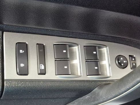 Used 2013 Chevrolet Silverado 2500 LT w/ Interior Plus Package AWD/4WD image 16