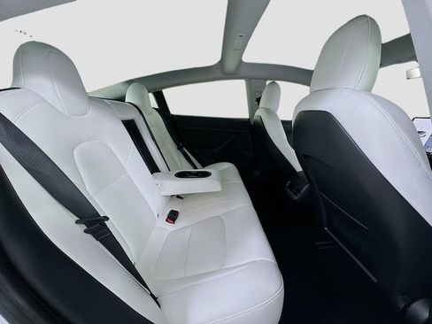 Used 2021 Tesla Model 3 Standard Range Plus image 26