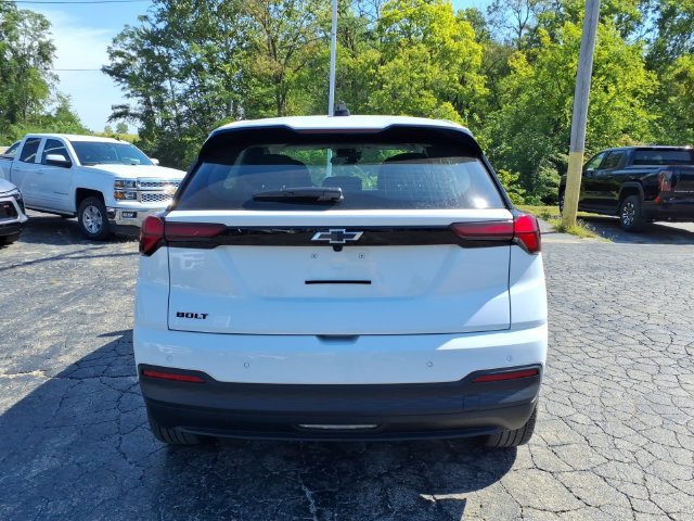New 2027 Chevrolet Bolt LT w/ Comfort Package FWD image 8