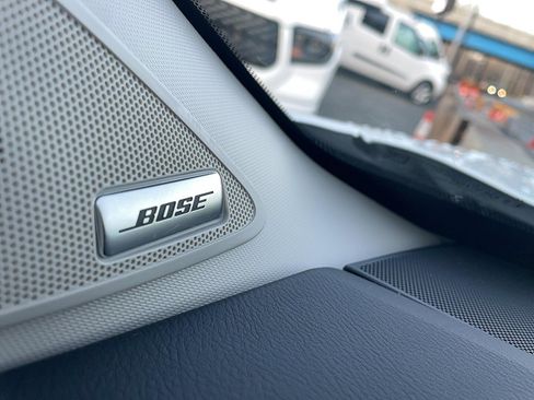 Used 2025 Nissan Pathfinder Platinum image 28