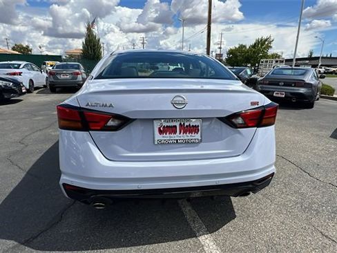 New 2025 Nissan Altima 2.5 SR w/ SR Premium Package image 5