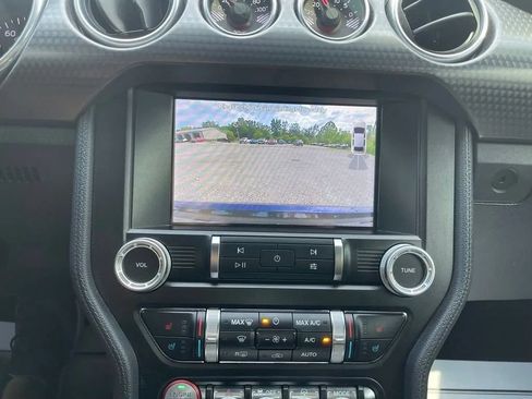 Used 2019 Ford Mustang GT Premium w/ GT Performance Package RWD image 30