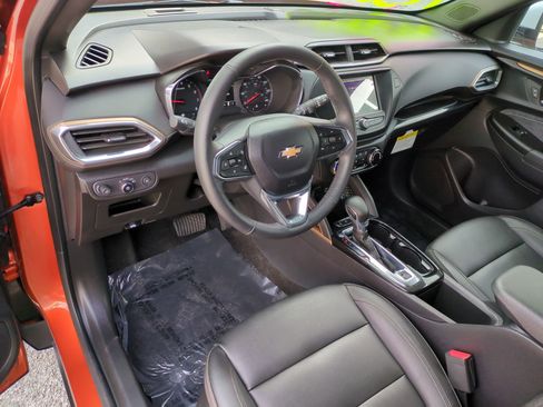 Used 2023 Chevrolet TrailBlazer ACTIV image 12