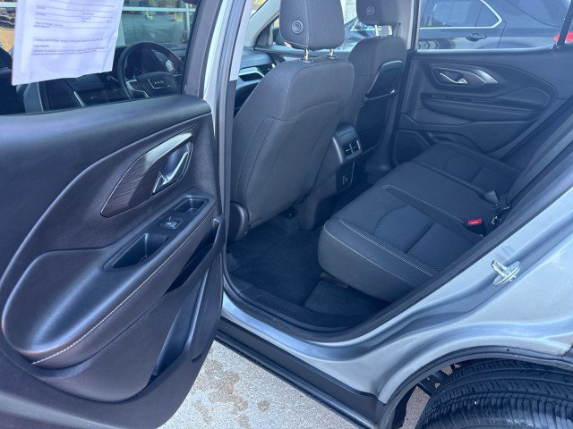 Used 2023 GMC Terrain SLE w/ Driver Convenience Package FWD image 23