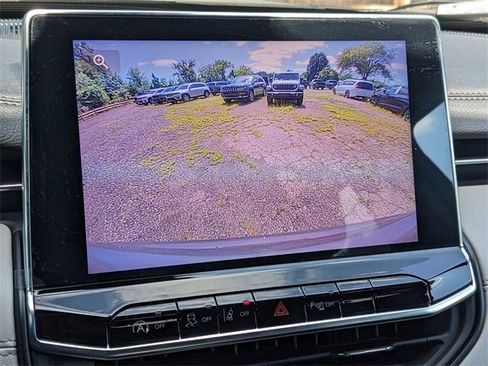 New 2024 Jeep Compass Limited w/ Sun and Sound Group image 21