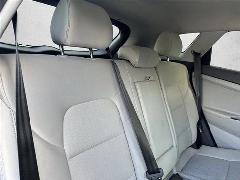 Used 2019 Hyundai Tucson SE image 27