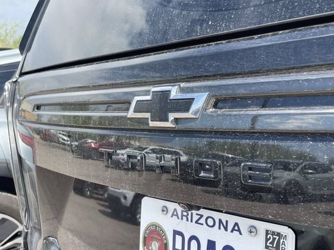 Used 2022 Chevrolet Tahoe Z71 w/ Z71 Off-Road Package AWD/4WD image 7