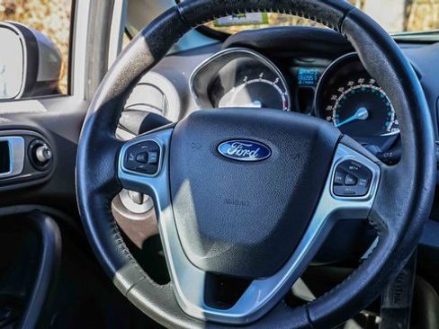 Used 2016 Ford Fiesta SE image 13