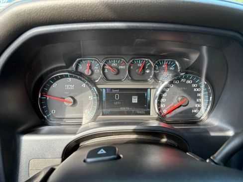 Used 2018 Chevrolet Silverado 1500 High Country AWD/4WD image 36