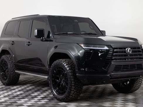 Used 2026 Lexus GX 550 w/ Accessory Package (2T) image 10