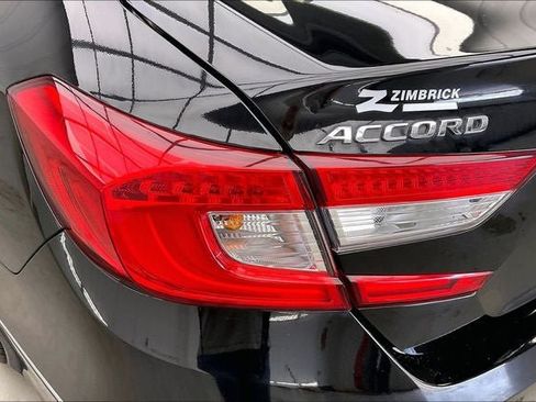 Certified 2021 Honda Accord Touring image 27