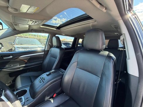 Used 2015 Toyota Highlander XLE AWD/4WD image 20