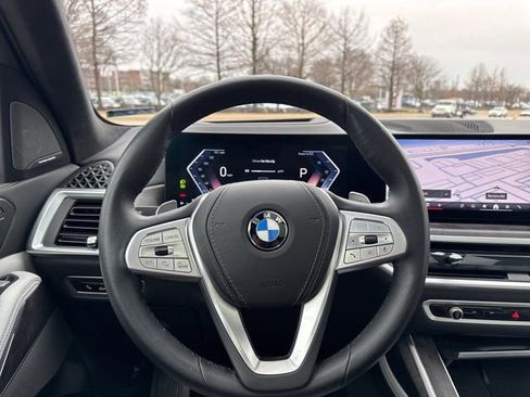 Certified 2024 BMW X7 xDrive40i image 20