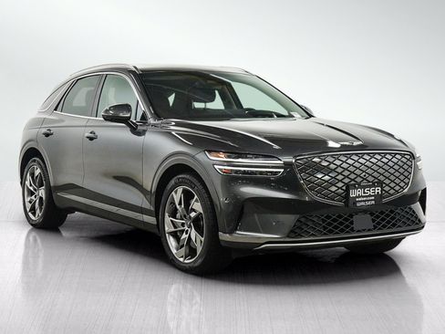 Used 2023 Genesis Electrified GV70 AWD/4WD image 7