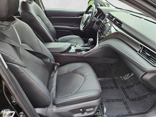 Used 2020 Toyota Camry XSE w/ Driver Assist Package FWD image 11