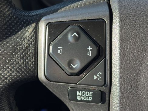 Used 2021 Toyota Tacoma TRD Off-Road w/ Technology Package image 20