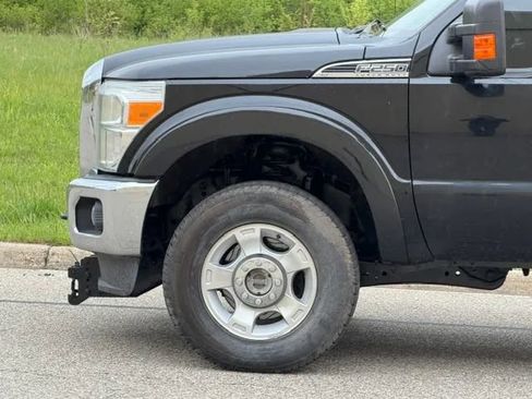 Used 2016 Ford F250 XLT w/ FX4 Off-Road Package AWD/4WD image 35