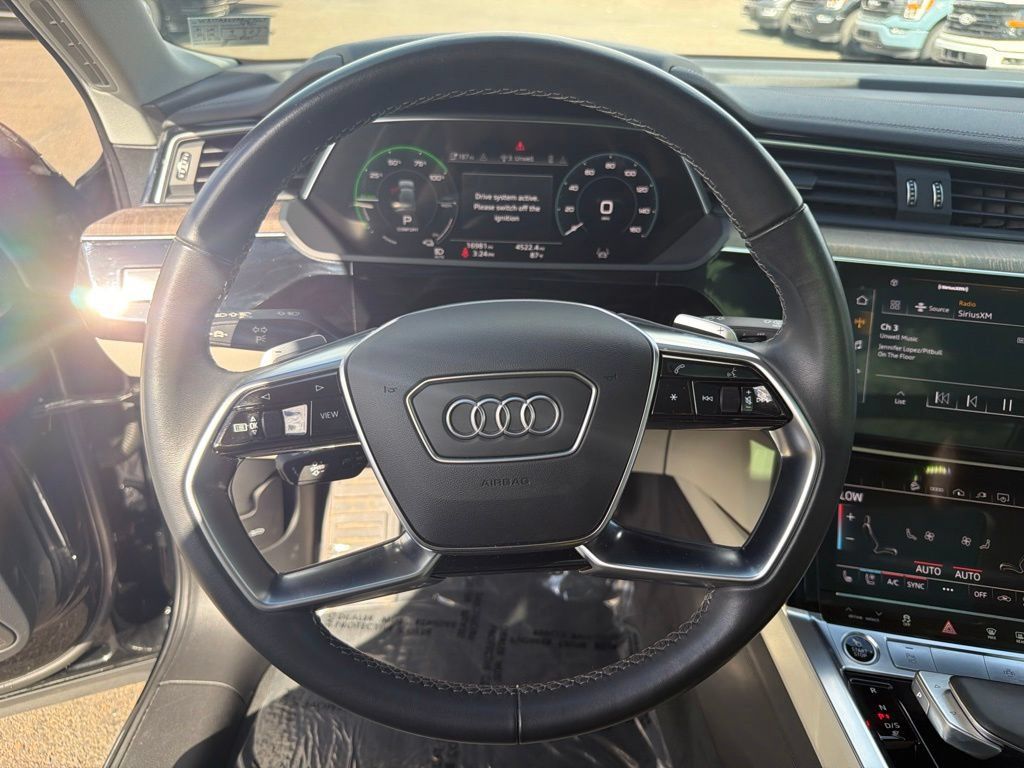 Used 2024 Audi Q8 e-tron Premium Plus w/ Premium Plus Package AWD/4WD image 21