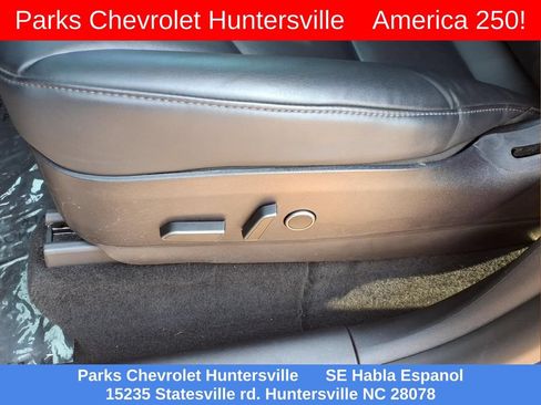 Used 2022 Tesla Model Y Performance AWD/4WD image 18