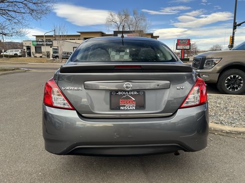 Used 2018 Nissan Versa SV image 8