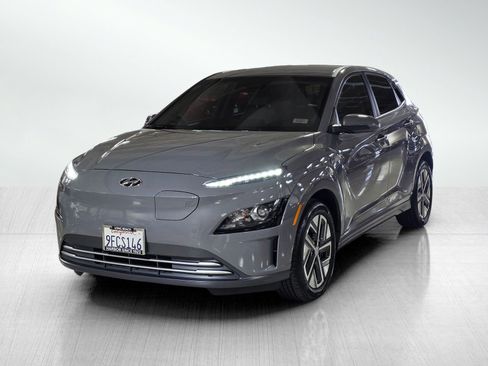 Certified 2023 Hyundai Kona SE image 3