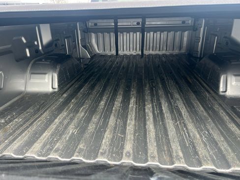 Used 2019 GMC Sierra 1500 4x4 Regular Cab w/ Convenience Package image 12