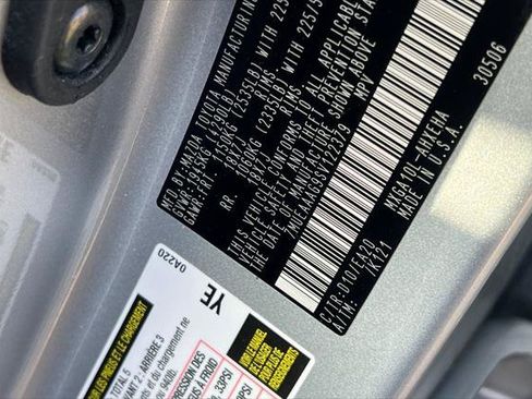 Used 2025 Toyota Corolla Cross XLE FWD image 52