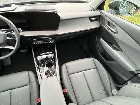 New 2026 Audi Q3 quattro 2.0T AWD/4WD image 12