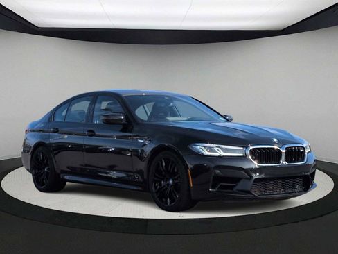 Used 2023 BMW M5 w/ Executive Package image 2