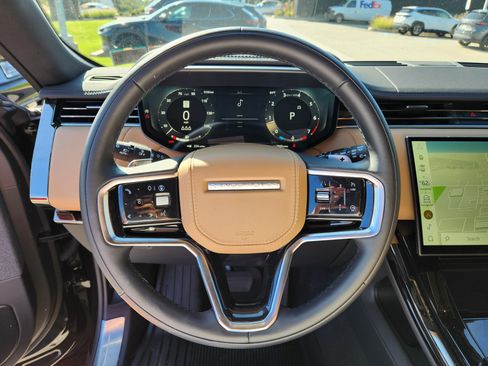 Certified 2026 Land Rover Range Rover Sport SE AWD/4WD image 18