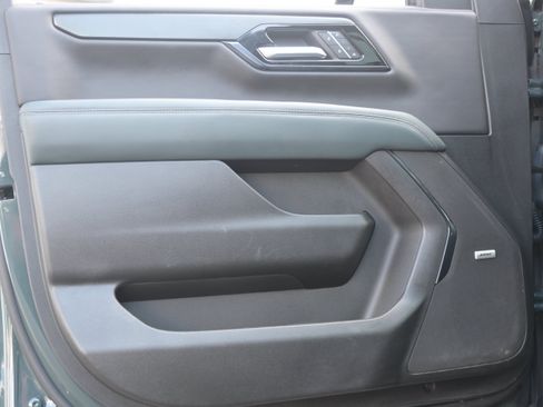 Used 2026 GMC Yukon AT4 AWD/4WD image 14