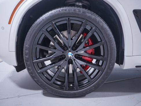 Used 2024 BMW X5 sDrive40i w/ M Sport Package RWD image 2