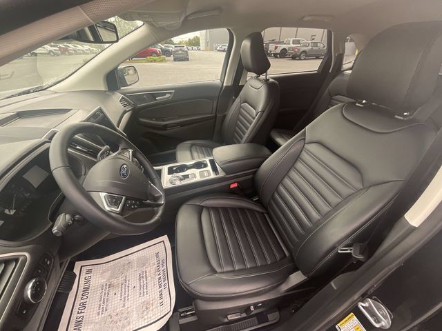 Certified 2024 Ford Edge SEL w/ Convenience Package AWD/4WD image 12