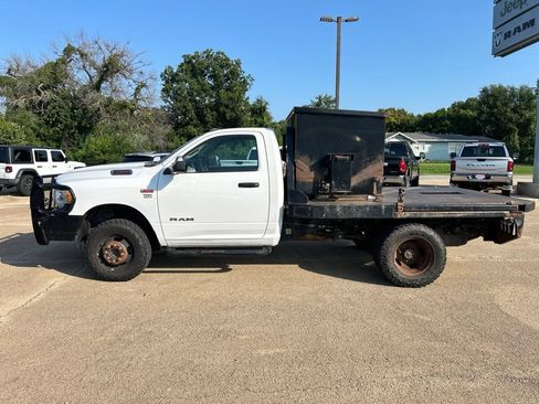 Used 2019 RAM 3500 Tradesman AWD/4WD image 2