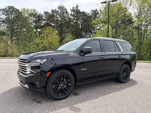 Used 2024 Chevrolet Tahoe High Country image 9