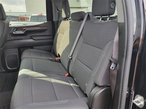 Used 2023 Chevrolet Silverado 1500 LT image 17