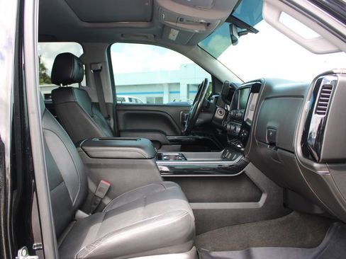 Used 2018 Chevrolet Silverado 1500 LTZ Z71 w/ LTZ Plus Package AWD/4WD image 27