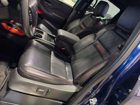 Used 2023 Nissan Frontier PRO-4X w/ Pro-4X Premium Package image 6