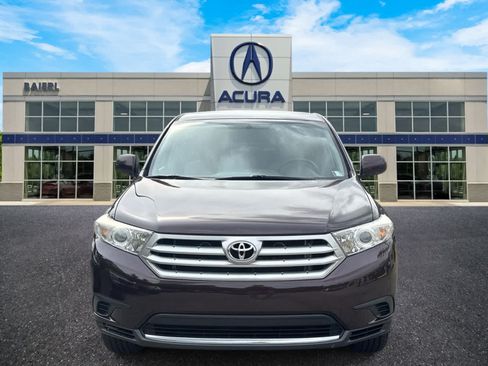Used 2012 Toyota Highlander 4WD w/ Tow Pkg image 8