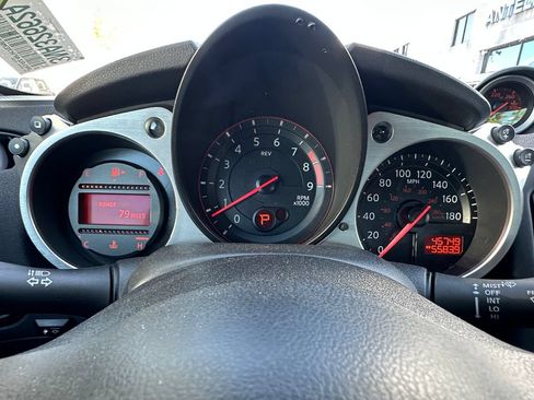 Used 2014 Nissan 370Z Roadster RWD image 25