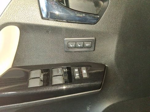 Used 2018 Toyota RAV4 Limited w/ All Weather Liner Package AWD/4WD image 26
