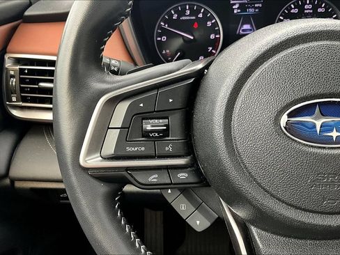 Used 2022 Subaru Outback Touring AWD/4WD image 11