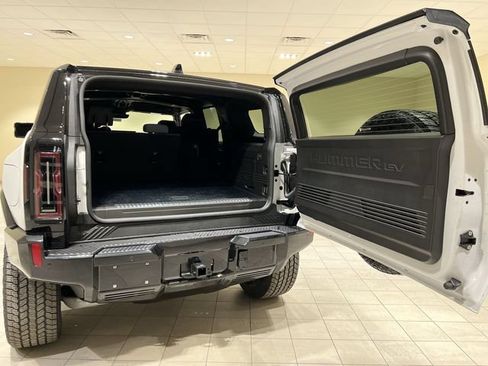 New 2025 GMC Hummer EV 2X AWD/4WD image 24