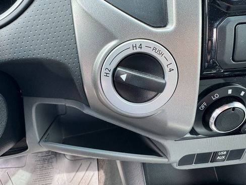 Used 2015 Toyota Tacoma 4x4 Double Cab image 15