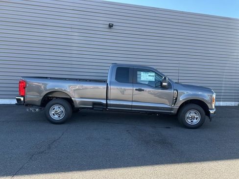 New 2025 Ford F250 XL image 2