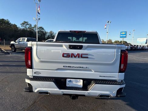 New 2026 GMC Sierra 1500 Denali image 4